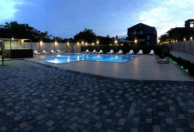 پانسیون Georgian Wine House