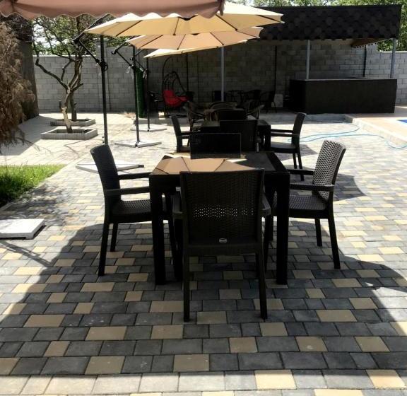 پانسیون Georgian Wine House