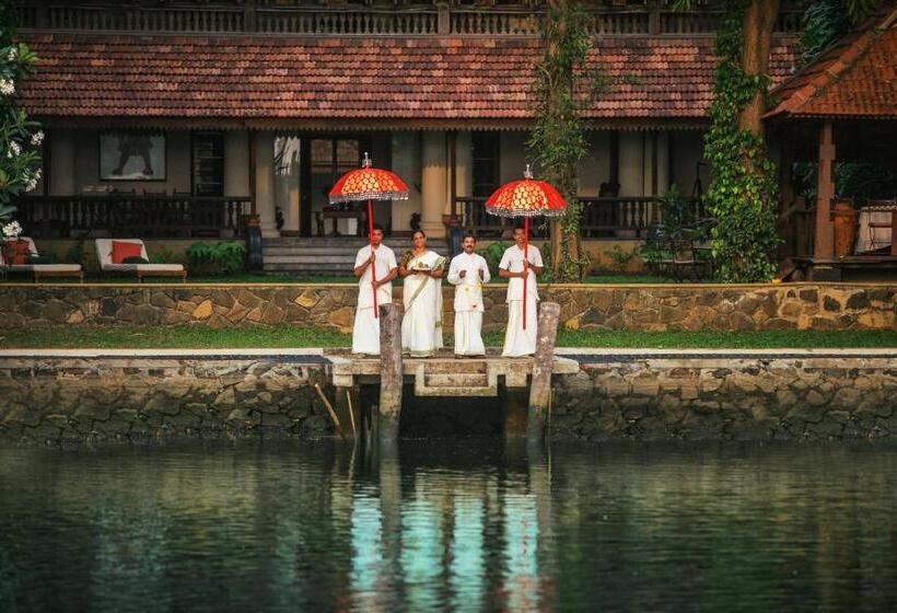 אתר נופש Chittoor Kottaram Royal Mansion A Cgh Earth Saha Experience