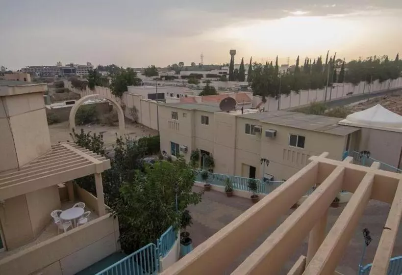 Seven Garden Alhada Suites
