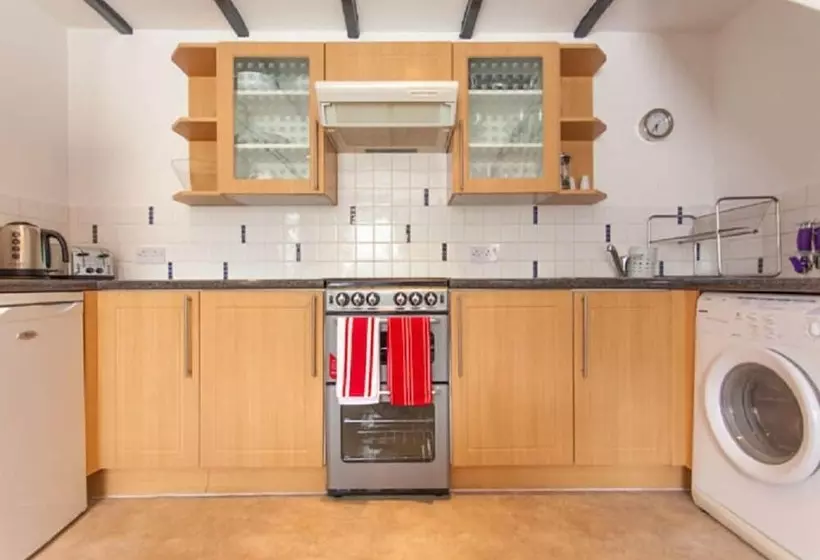 Harbour View Cottage