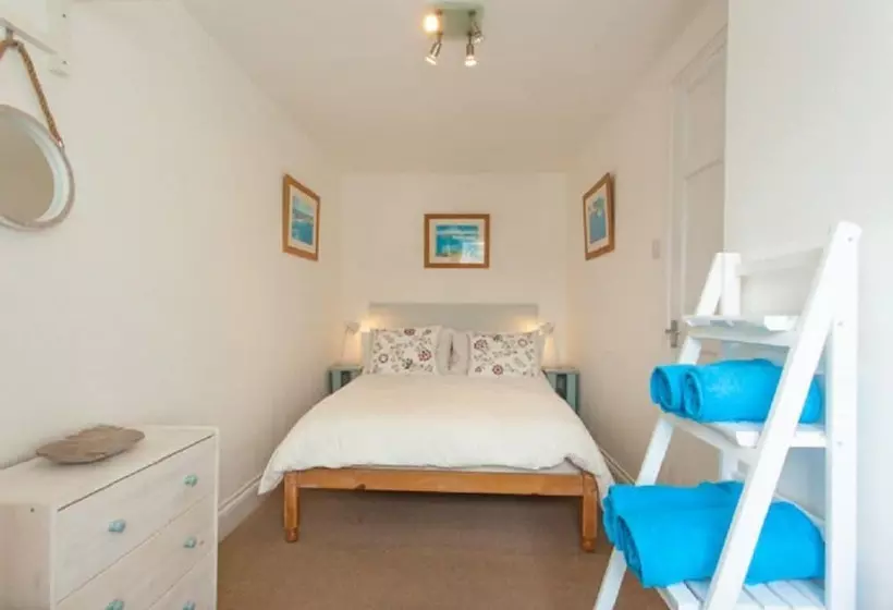 Harbour View Cottage