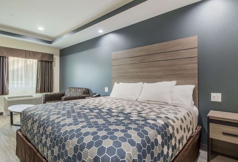 هتل Econo Lodge Inn & Suites Humble Fm1960  Iah Airport