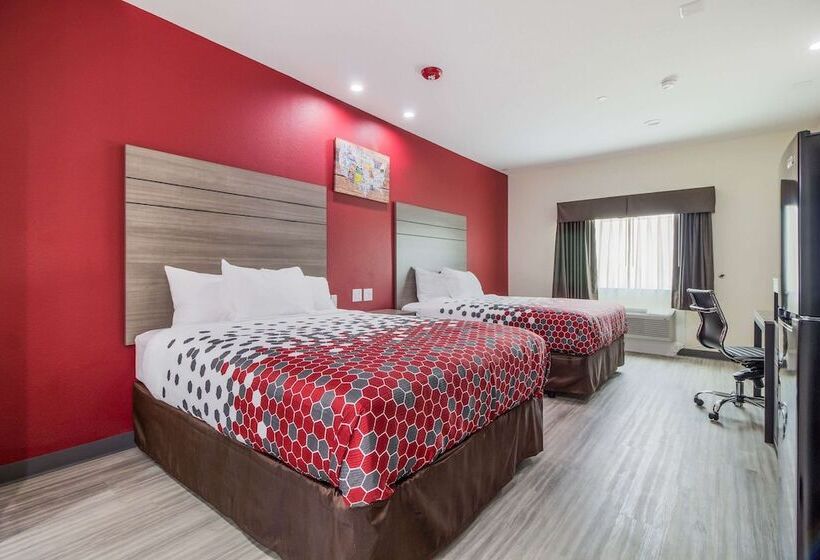 هتل Econo Lodge Inn & Suites Humble Fm1960  Iah Airport