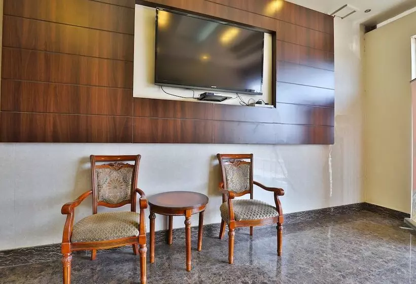 Oyo 410 Diamy Apartments