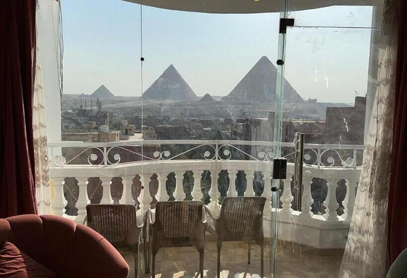 Full Pyramids View Apartment With Balcony For 8 P
