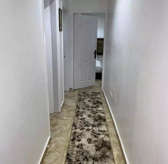 Full Pyramids View Apartment With Balcony For 8 P