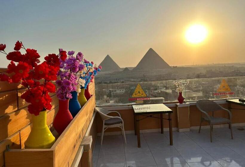 Full Pyramids View Apartment With Balcony For 8 P