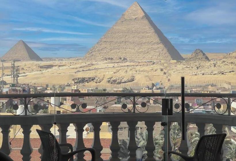Full Pyramids View Apartment With Balcony For 8 P