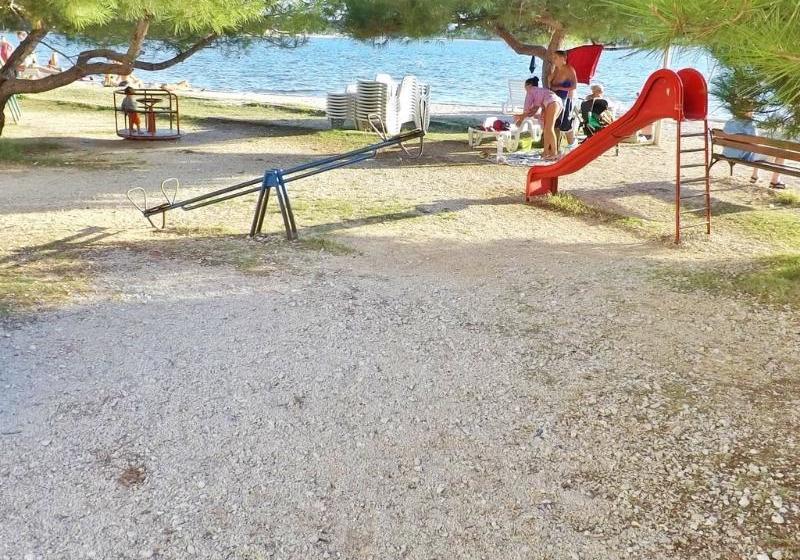 ホテル Apartments Markov