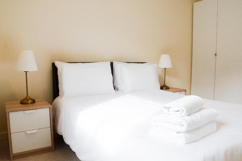 Otel Meridian Place By Oyo Rooms