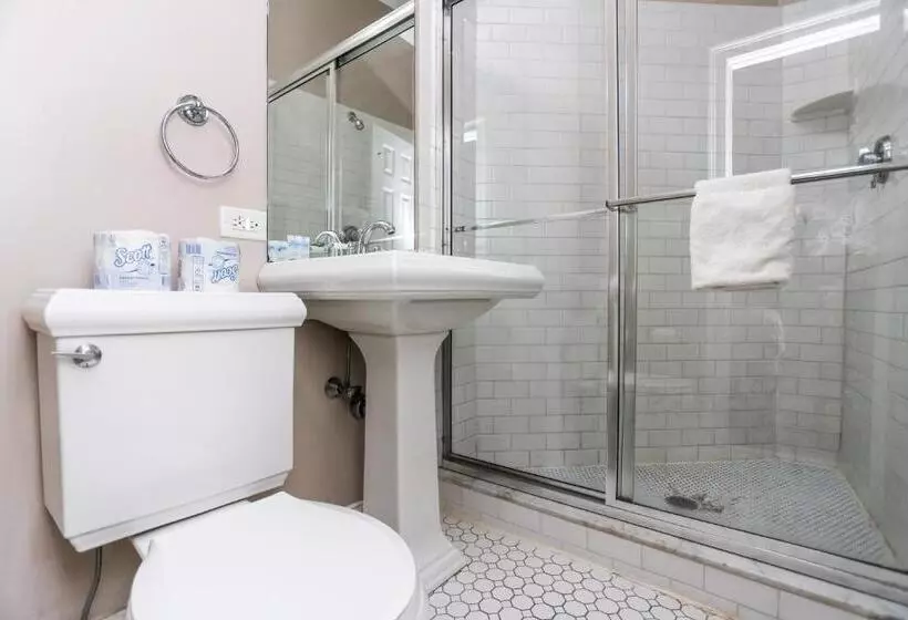 Heart Of South End, Convenient, Comfy Studio #42