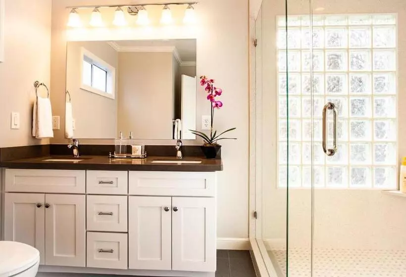 ホテル Cozy Country Cottage In Sebastopol Cottage