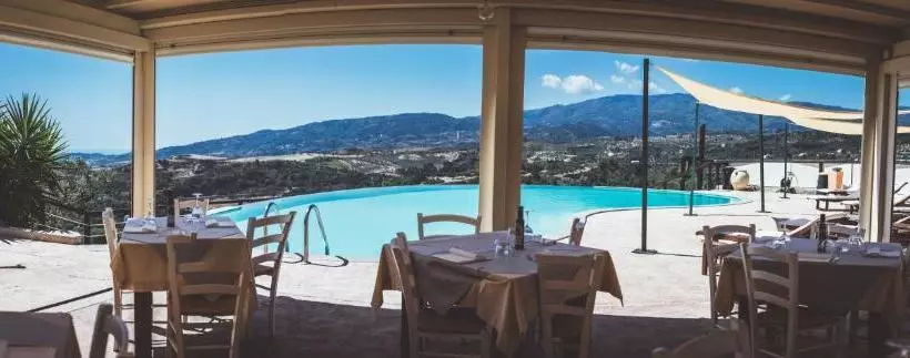 ホテル Agriturismo Podere Pansera