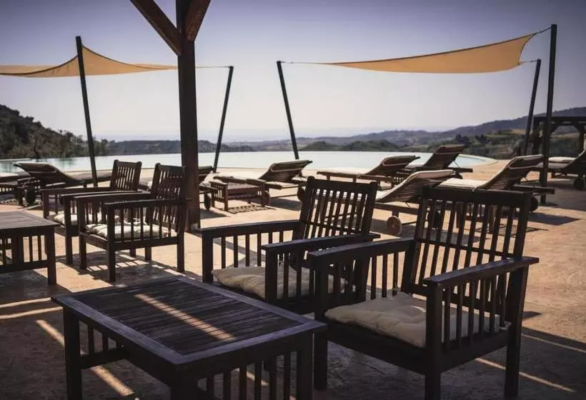 ホテル Agriturismo Podere Pansera