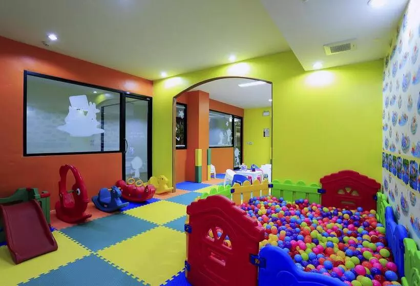 فندق Andamantra Resort And Villa Phuket   Sha Extra Plus