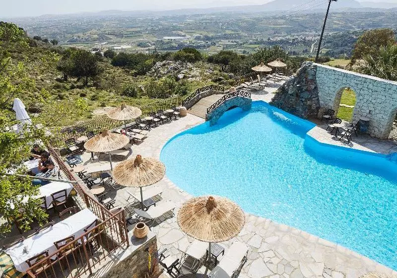 בית מלון כפרי Arolithos Traditional Village