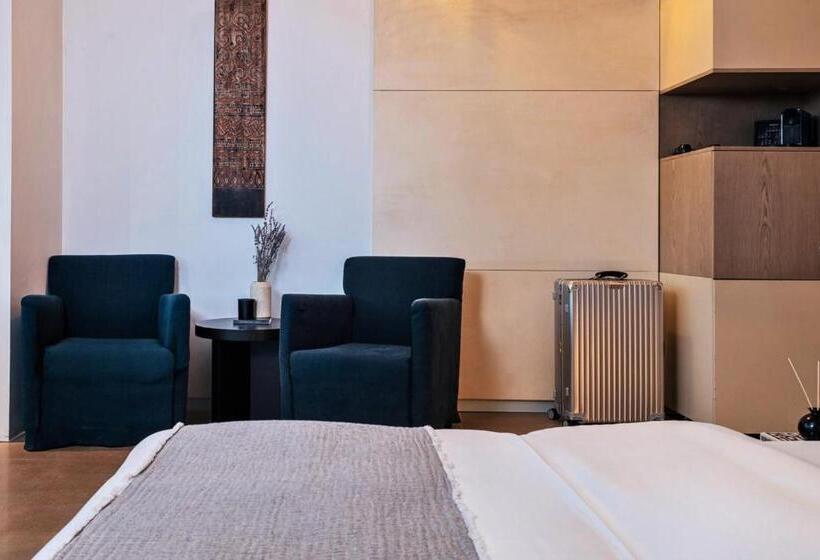 Hotel Life Gallery Athens