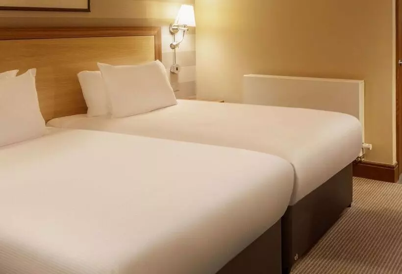 Cambridge Belfry Hotel & Spa