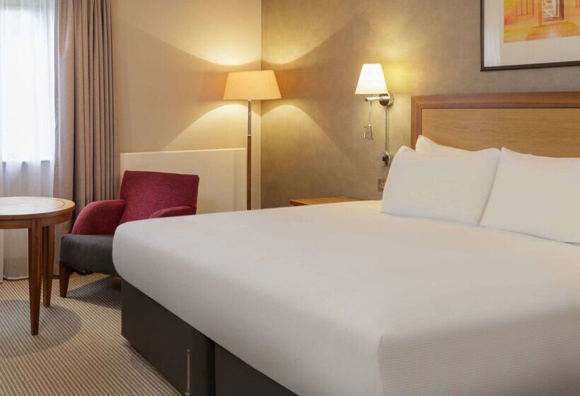 Cambridge Belfry Hotel & Spa