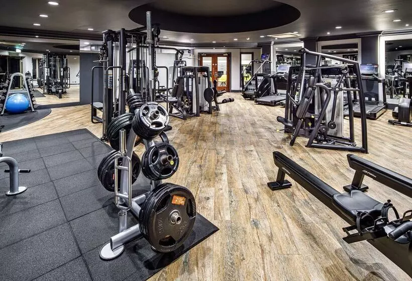 Cambridge Belfry Hotel & Spa