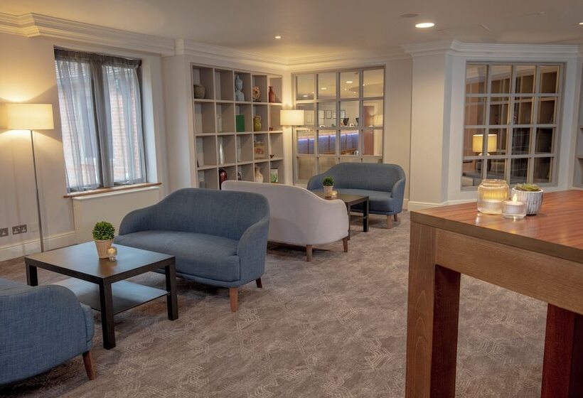 Cambridge Belfry Hotel & Spa