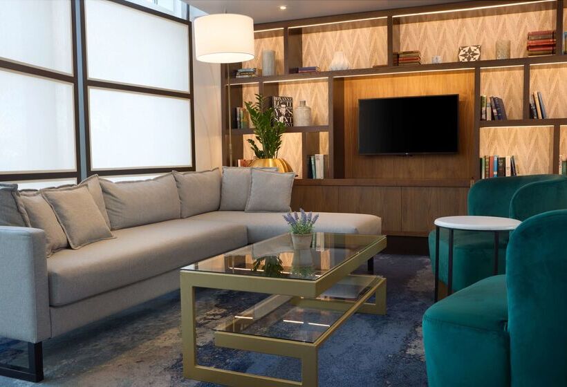 Doubletree By Hilton Hotel London Excel