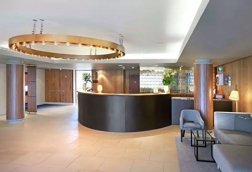 Doubletree By Hilton Hotel London Excel