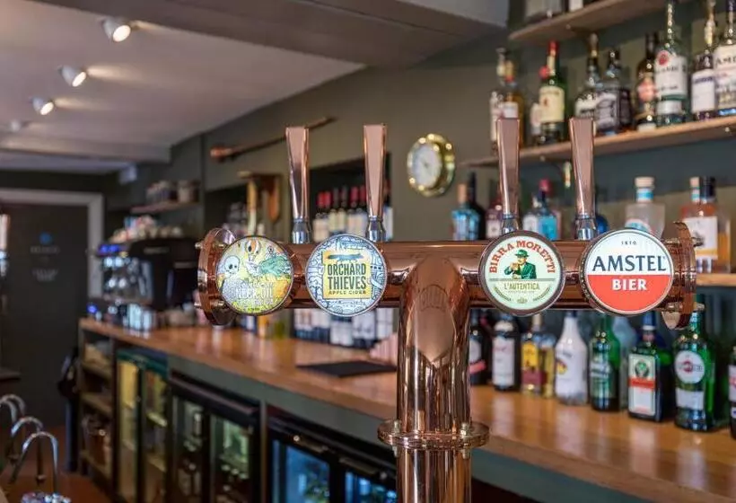 Отель Duke Of Marlborough