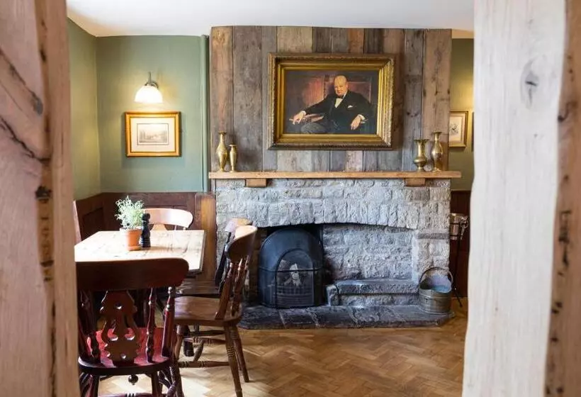 Отель Duke Of Marlborough