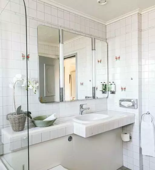 Hotel Hirschen Am See