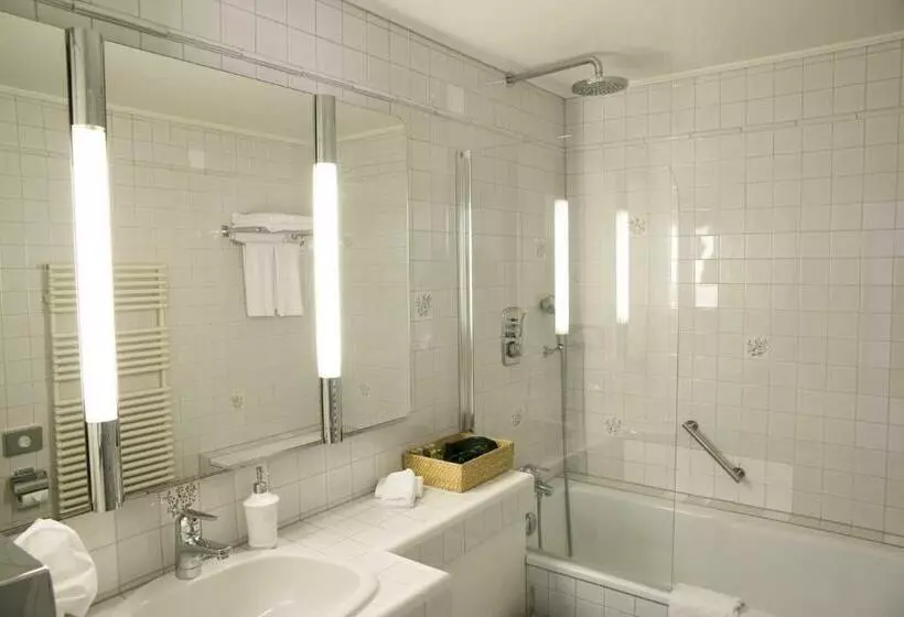 Hotel Hirschen Am See