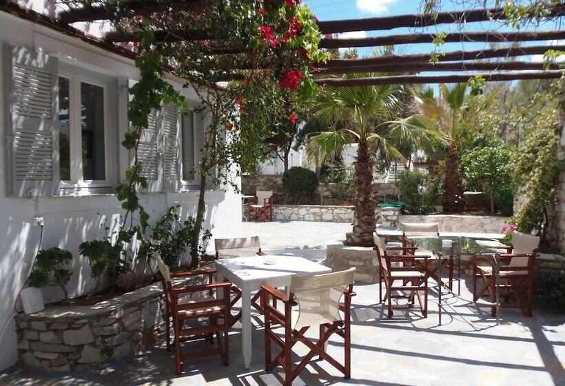 בית מלון כפרי Manos