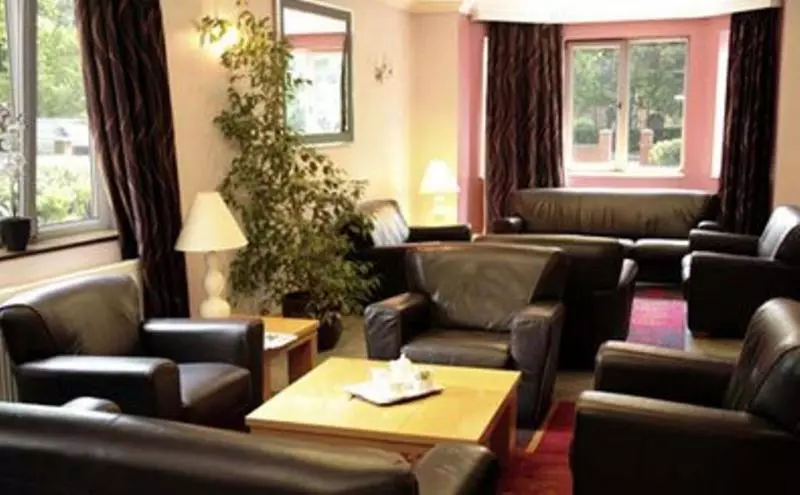 Hotel Parkside International