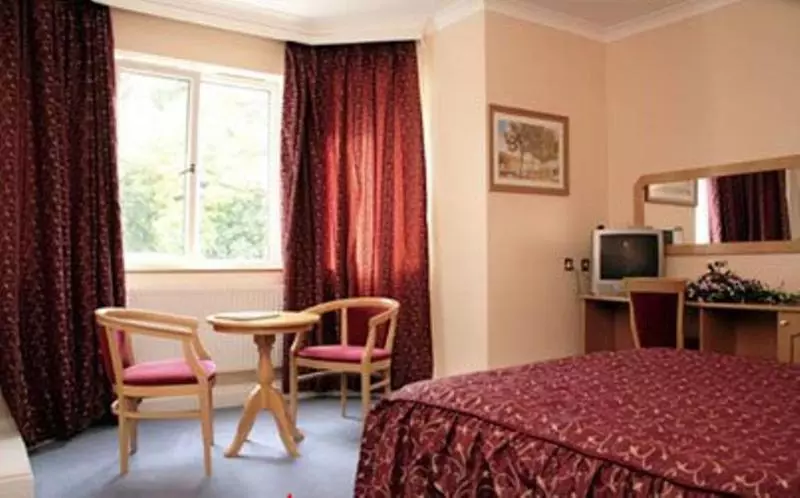 Hotel Parkside International