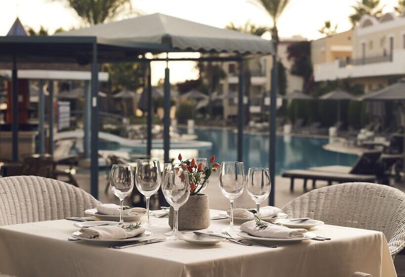 Pelagos Suites Hotel & Spa