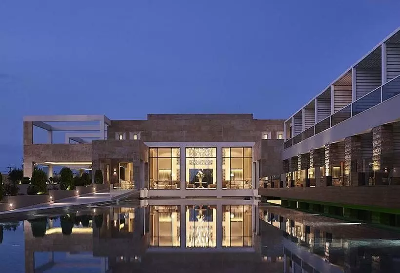 Pelagos Suites Hotel & Spa