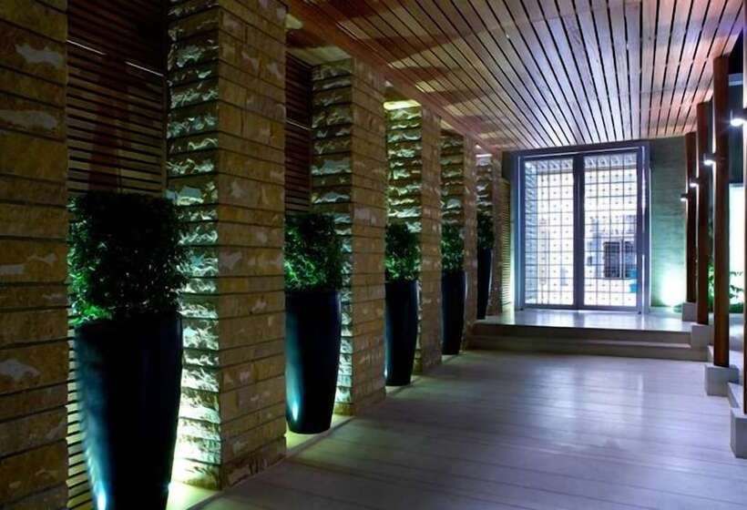 Pelagos Suites Hotel & Spa