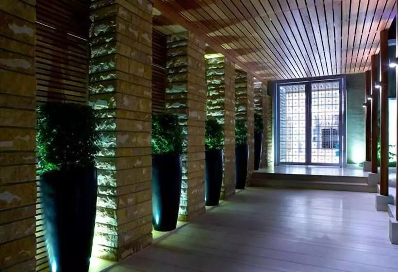 Pelagos Suites Hotel & Spa