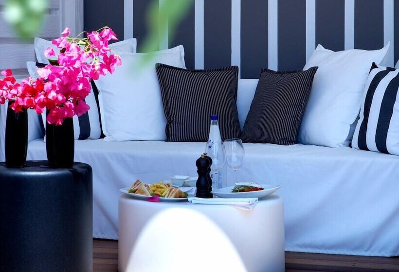 Pelagos Suites Hotel & Spa