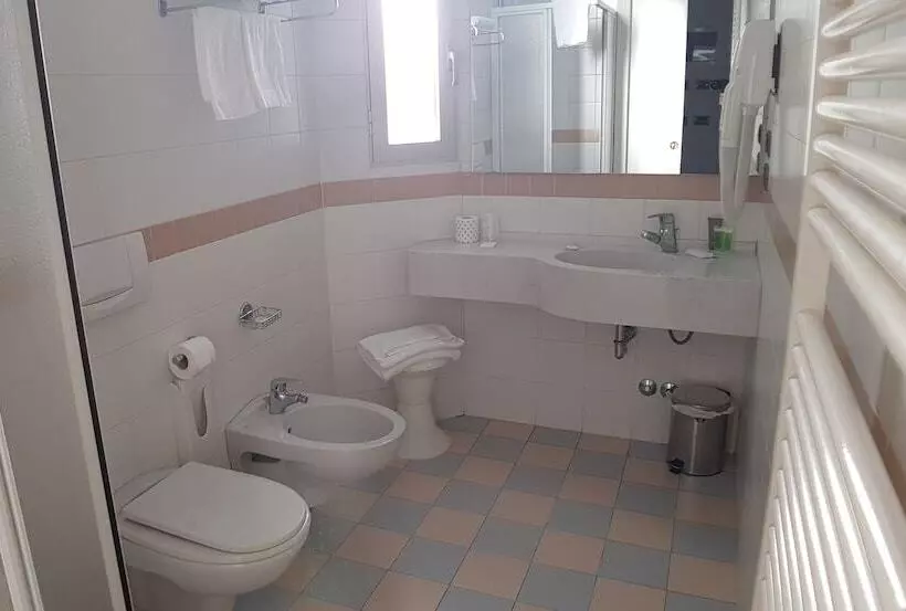 酒店 Terme Di Castel San Pietro