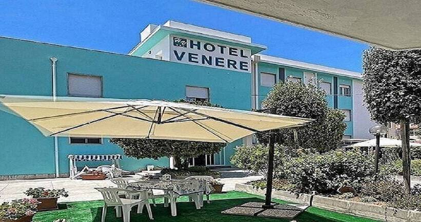Отель Venere