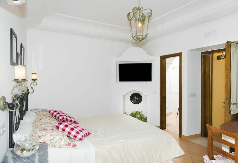 Отель Villa Degli Dei