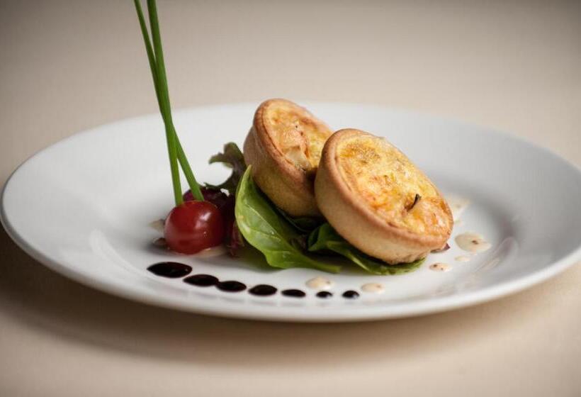 Loch Ness Lodge Hotel