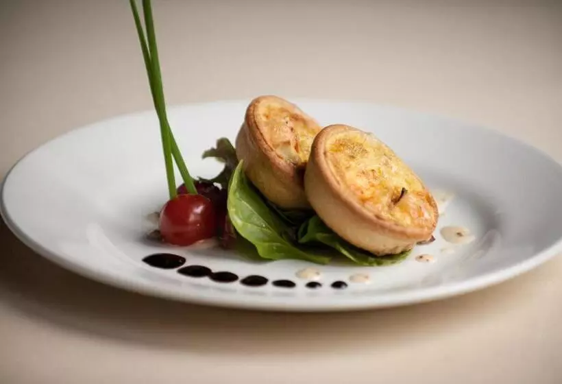 Loch Ness Lodge Hotel