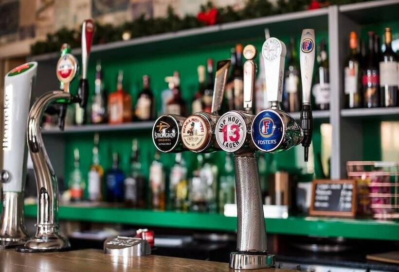 هتل Hardwicke Arms