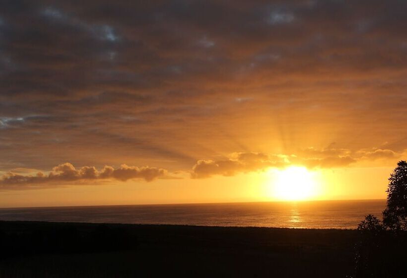 Hotel Glenburn Coastal Retreat