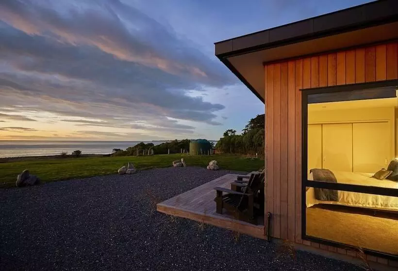 Hotelli Glenburn Coastal Retreat