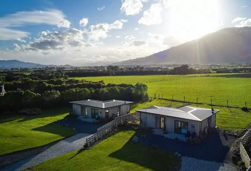 Hotelli Glenburn Coastal Retreat