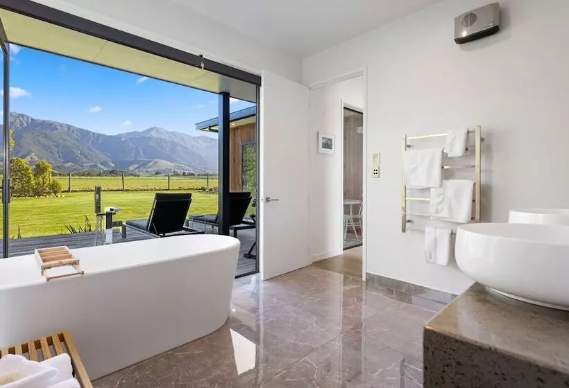 Hotelli Glenburn Coastal Retreat